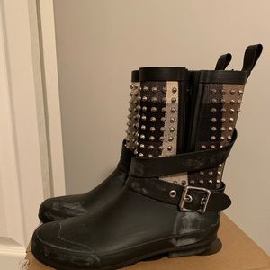 Burberry Rain boots worn once